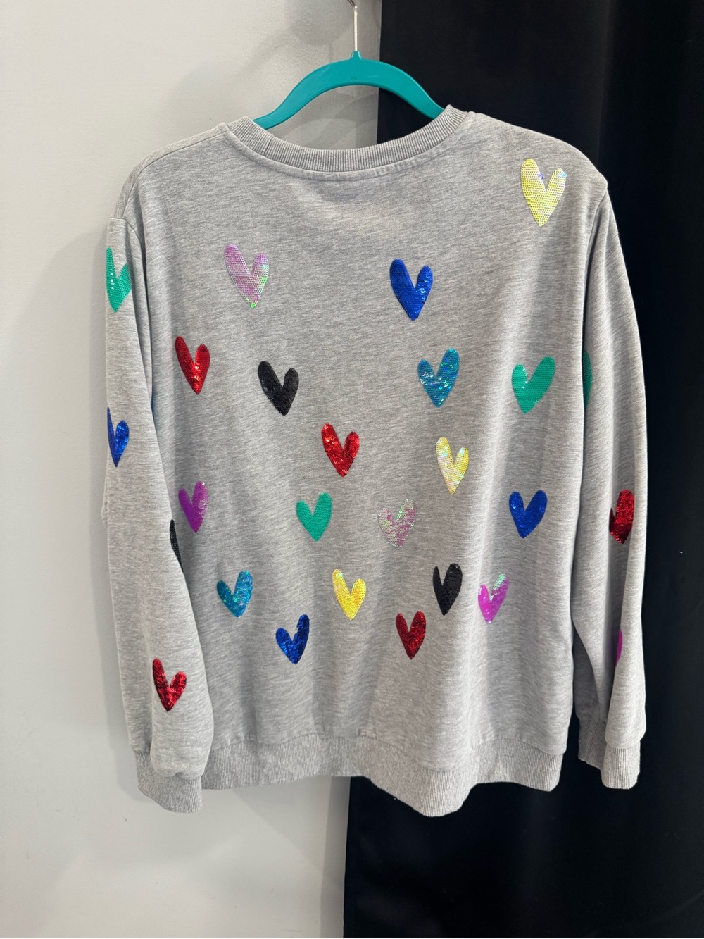Queen of Sparkles Grey Heart Sweatpants and Sweatshirt Set - Picture 4 of 9